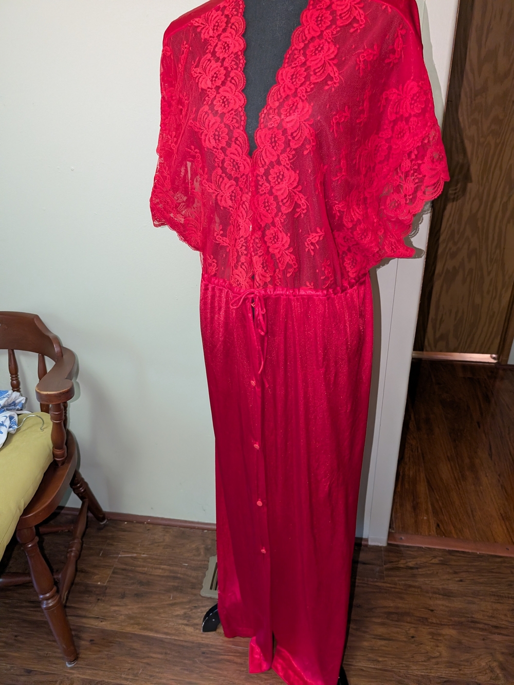 Deera vintage women's lingerie - bright red- button front- lace top- sz L